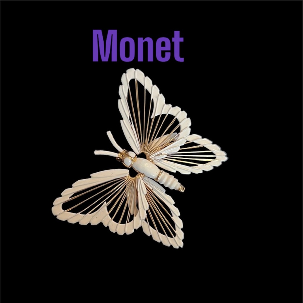 Vintage Monet brooch